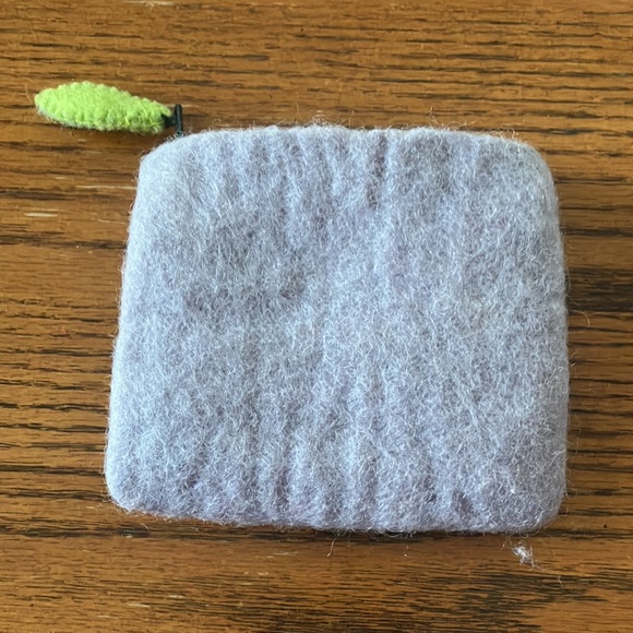 Hummingbird Felt Wallet - Picture 6 of 6
